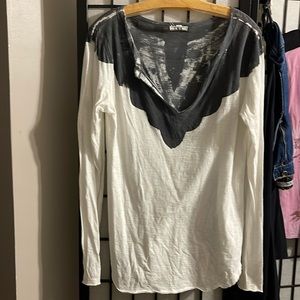 LNA cotton long sleeve top